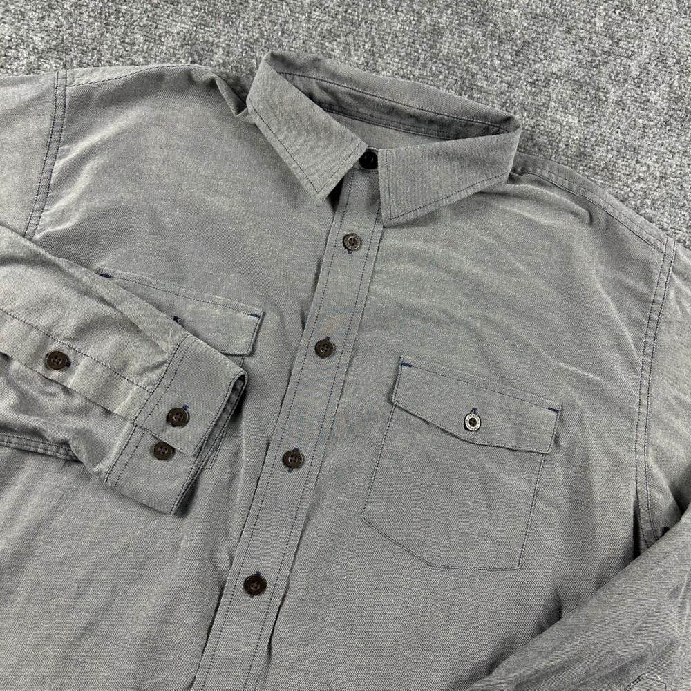 Patagonia Button Down Shirt Mens Medium Gray Organic Cotton Blend Long Sleeve